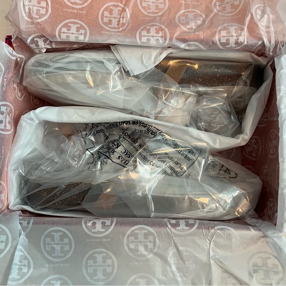 NIB Tory Burch Miller Cloud Shearling - Picture 6 of 9